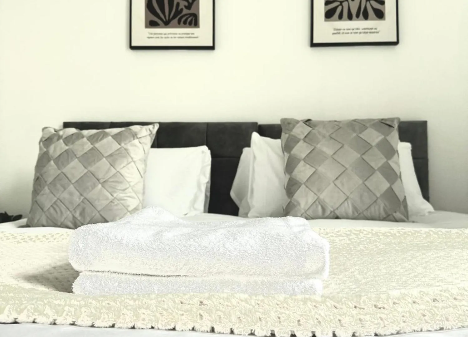 Mideyah Stays - 3 Bed Comfy House Cardiff 0*,  Birleşik Krallık